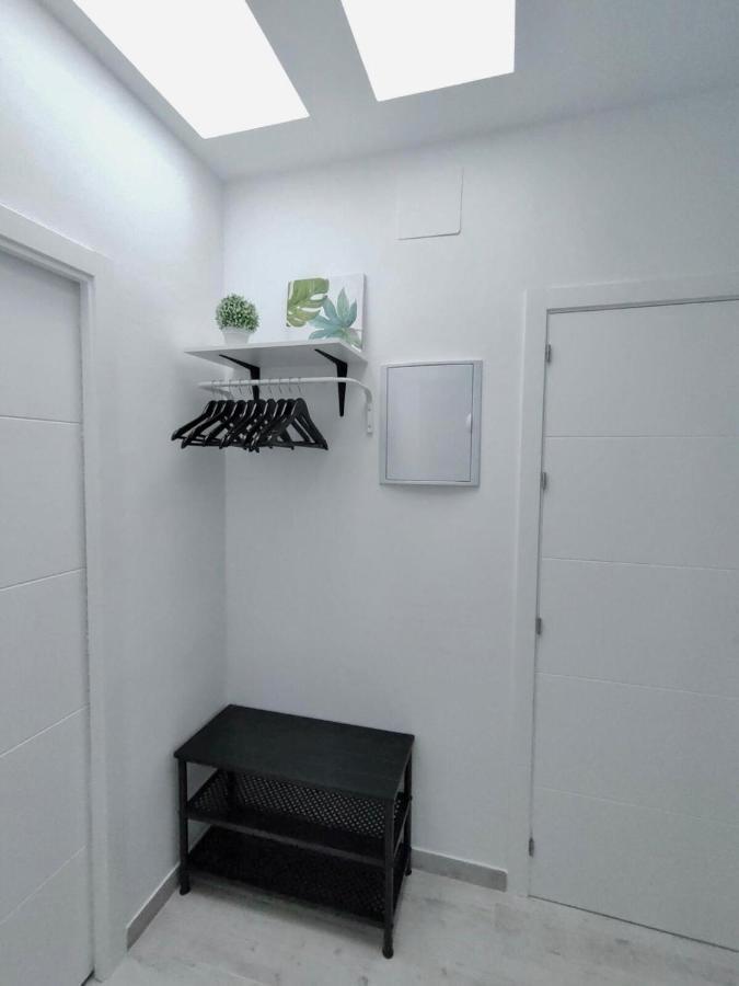 Estudio En Pleno Centro Conil De La Frontera Bagian luar foto